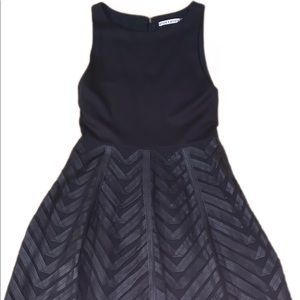 alice & olivia dress 8 Black Leather sleeveless M